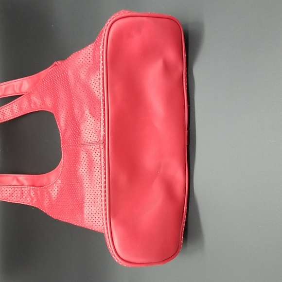 Nine West Red Cut Out Circle and Diamond Design Two Pocket Shoulder Bag Purse - Picture 9 of 11